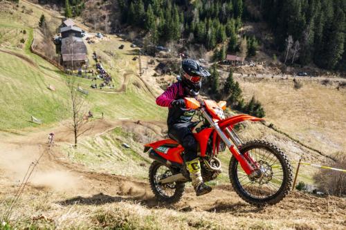 MJ 250405 ETM 0138